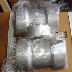 stainless steel pipe fittings /tee/elbow/flange/nipple/cross/bushing/pipe fitting